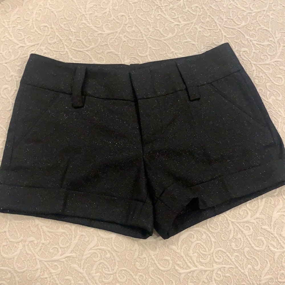 Alive and Oliva shorts